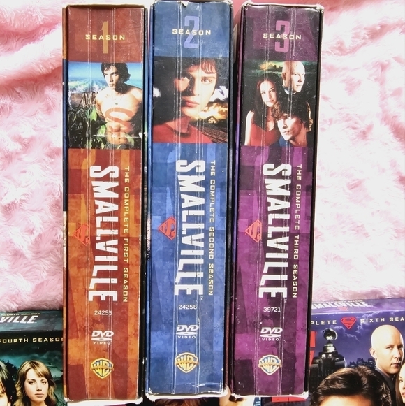Smallville Seasons 1-6 DVDs - Picture 4 of 5